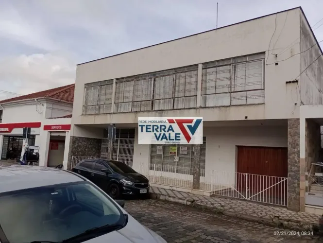 Casa com 6 dormitórios à venda, 429 m² por R$ 1.150.000,00 - Centro - Lorena/SP