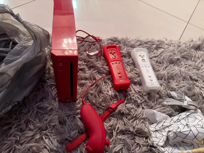 Nintendo Wii com 200 jogos