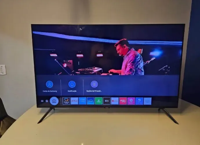 TV SAMSUNG 4K 43 Cristal UHD com Xbox Possui controle Samsung Bluetooth Alexa? Todos os a