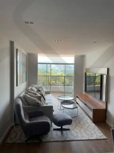 Apartamento com 4 dormitórios à venda, 150 m² por R$ 1.350.000,00 - Centro (São Roque) - S