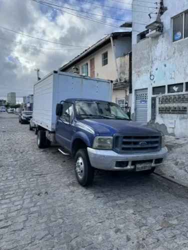 F4000