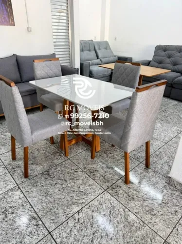 Mesa de jantar 1,20x0,80 Tampo Vidro + 4 Cadeiras estofadas Madeira duravel Maciça - Otimo