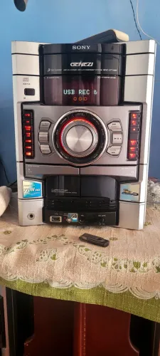Mini system sony MHC-GTX88 770 Watts RMS USB ATENÇÃO: CD NÃO LÊ