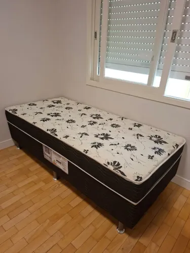 Cama box solteiro Ortobom + colchão extra de brinde, retirar no Bom Fim