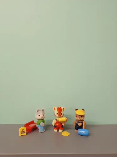 Trio de bonecos sylvanian da blind construtores