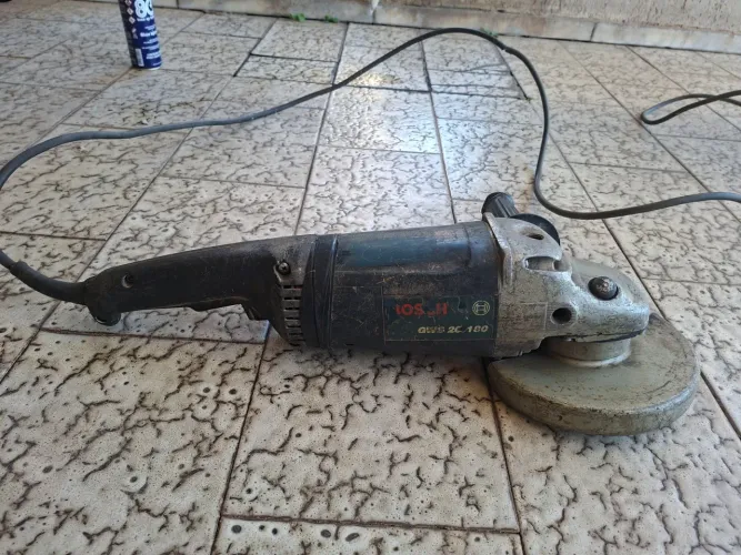 Esmerilhadeira Bosch 220 volts