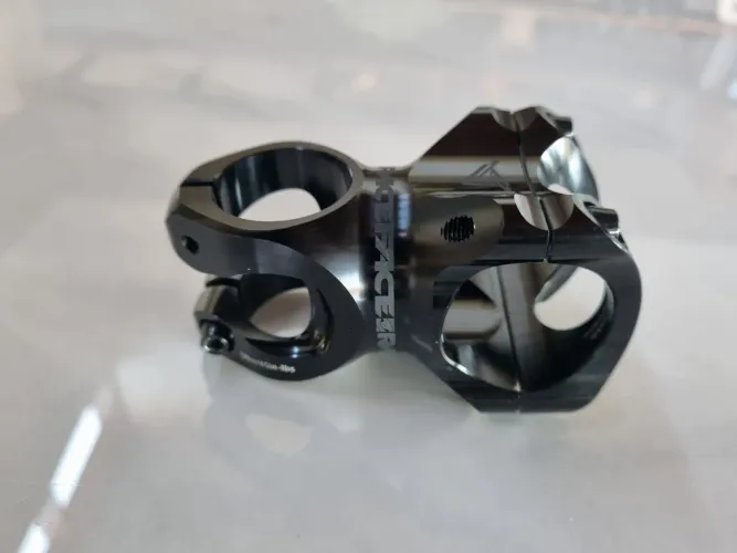 Mesa Avanço Bike RACEFACE TURBINE 50mm x 35mm nova!