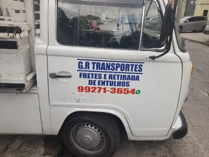 Retirada de entulhos e coisas velhas