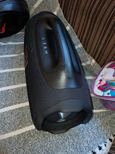 JBL BOMBOMX 4