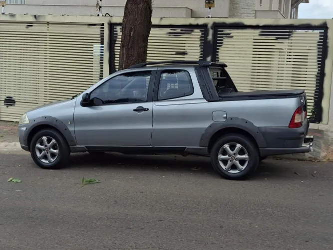 Fiat Strada Working 1.4 MPI Fire Flex 8V CD 2013