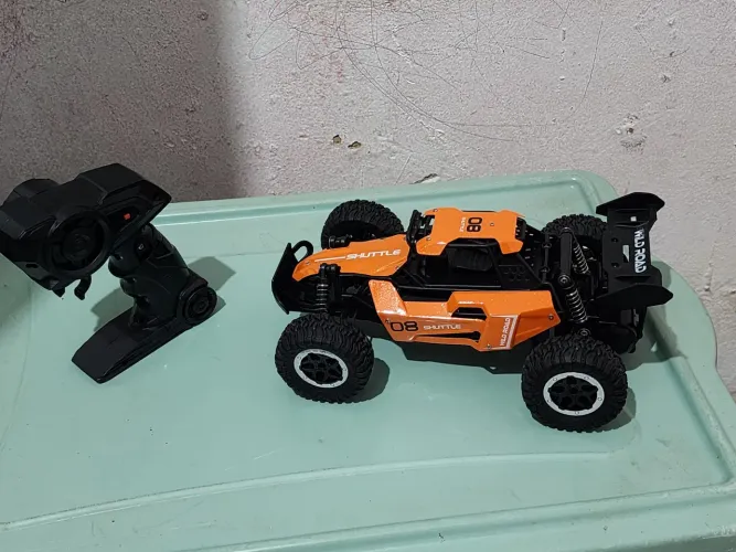 Carro de controle remoto 
