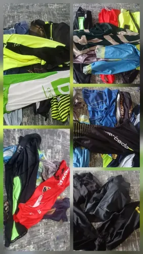 9 camisas, 4 shorts, 5 bretelles, 1 conjunto USADOS TAMANHO P