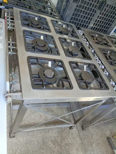 Fogão industrial 6 bocas com forno