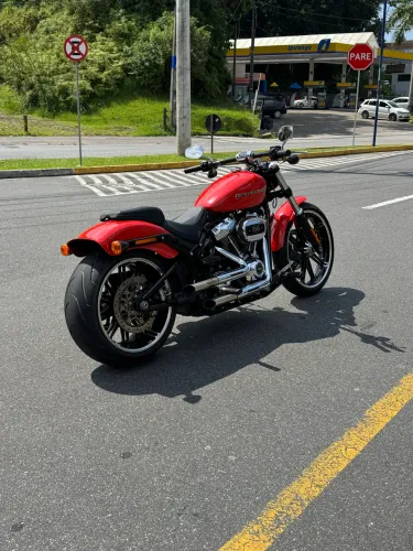 Harley Davidson Breakout M8 114 Ano 2020