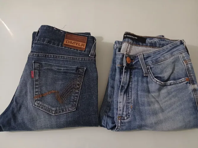 Vendo esse kit calças jheans Femenina veste num 40 da marca Dmyle em boas condições