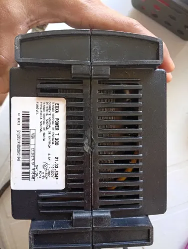 Estabilizador Exxa Power T 300 Bivolt - 4 Tomadas