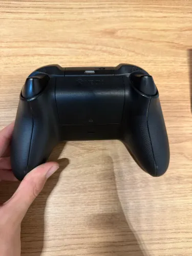 Controle Xbox séries X em ótimo estado