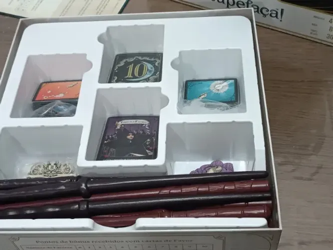 Jogo de tabuleiro Harry Potter: Estupefaça!
