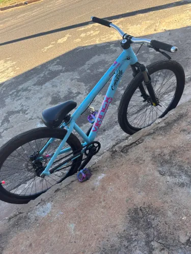 Bicicleta Vikings X aro 26 Tuff 38 em ótimas condições