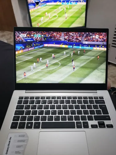 Samsung Galaxy Book Go 14" Full HD | SSD 128GB | Excelente Estado