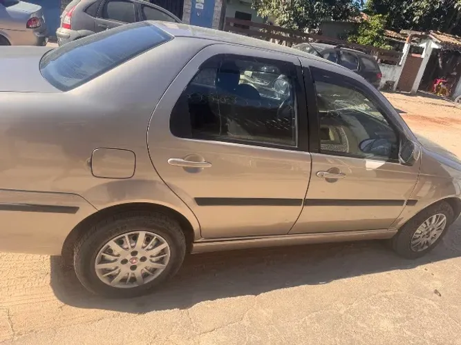 Fiat Siena EL 1.0 MPI Fire Flex 8V 4P 2012