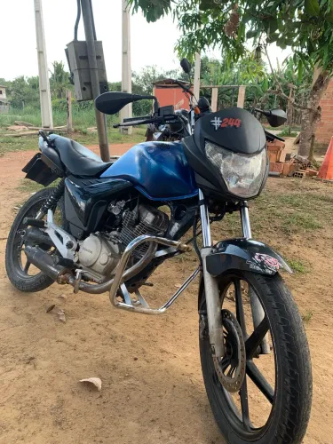Titan 150