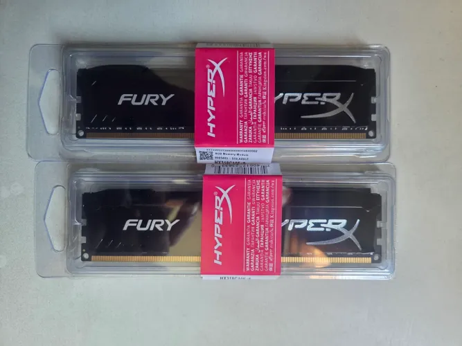 Memória Ram 2x8 DDR3 1866