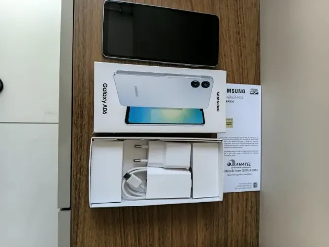 celular android sansung galaxy A06