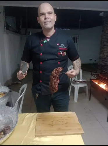 Churrasqueiro / Cozinheiro