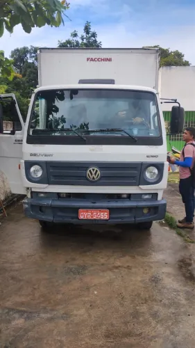 Caminhão Volkswagen 8 160 Delivery