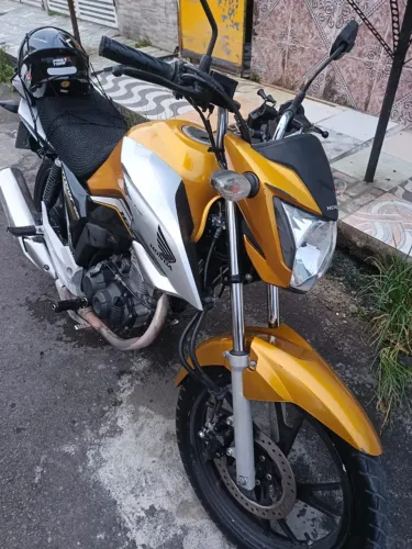 Moto 160Titan