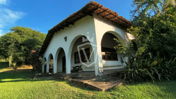 CHÁCARA À VENDA - LOUVEIRA/SP