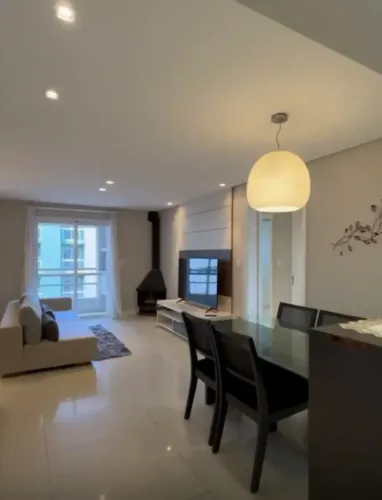 Apartamento para venda possui 80 metros quadrados com 2 quartos