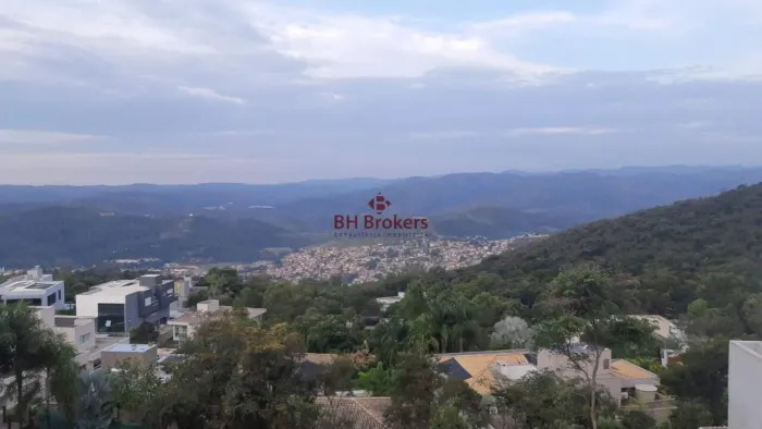 LOTE À VENDA  840M²  CONDOMÍNIO QUINTAS DO SOL  NOVA LIMA