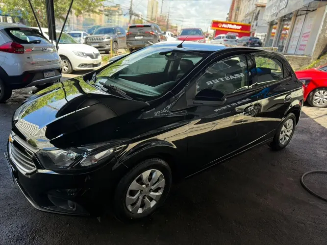 Chevrolet Onix Hatch LT 1.0 12V Flex Mec. 4P 2019