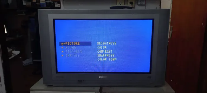 TV Philips 29" CRT Tubo Tela Plana - PERFEITO ESTADO