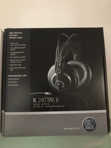 Akg k240