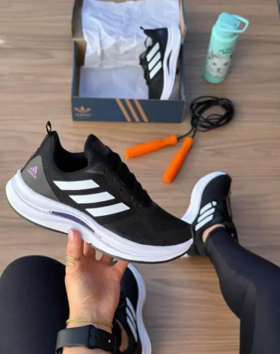 SAPATOS NOVOS - DIRETO DA LOJA!