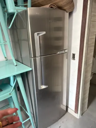 Geladeira Brastemp de inox