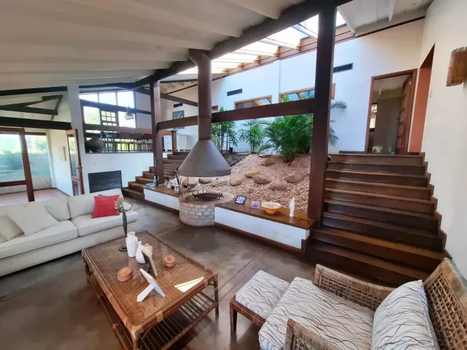 Arquitetura Contemporânea e Lazer Premium: Mansão no Condomínio Duas Marias