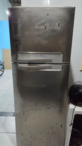 Geladeira electrolux frost free 430L
