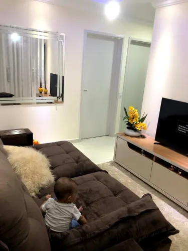 Alugo apto maravilhoso primeiro andar( estilo casa)