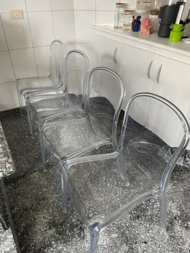 cadeira de acrilico