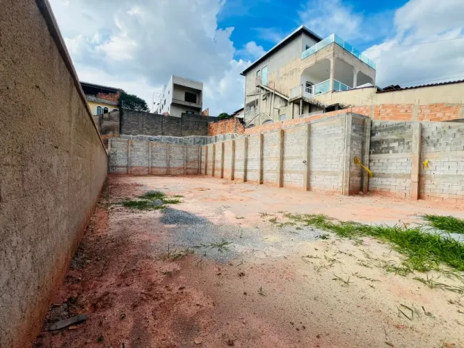 Lote/Terreno para venda com 430 metros quadrados em Cenáculo - Belo Horizonte - MG