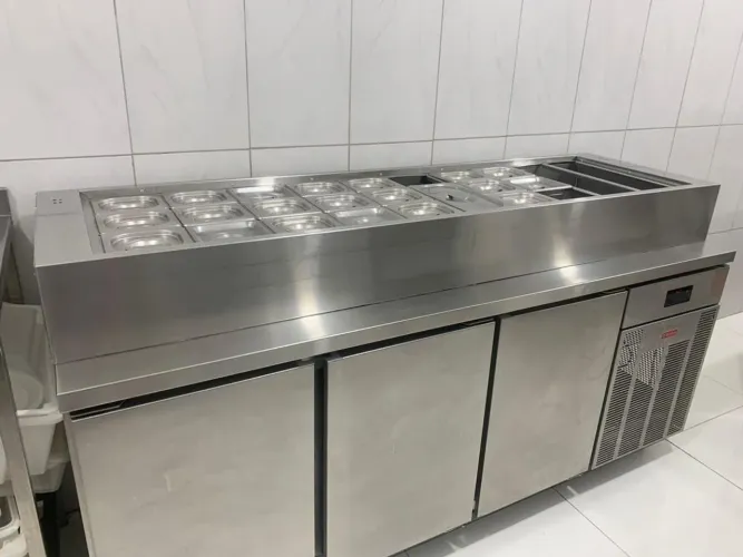 Balcão Refrigerado Sulfisa 3 Portas + Cubas GN | FUNCIONANDO 100% | OPORTUNIDADE