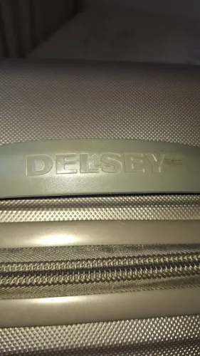 Vendo mala Delsey Paris