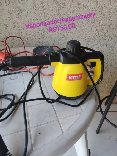 Vaporizador/higienizador! Ideal para limpeza estofados domésticos e automotivos. Seminovo!