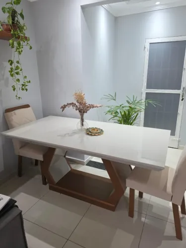 Mesa de jantar com 6 cadeiras - tampo vidro