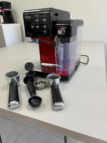 Cafeteira Oster Prima Latte
