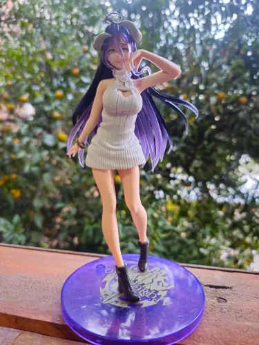 Figure Albedo Overlord